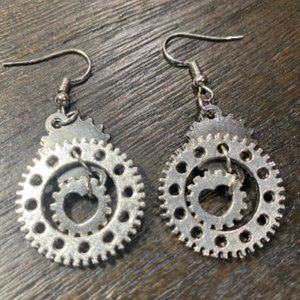 Heart Gearrings